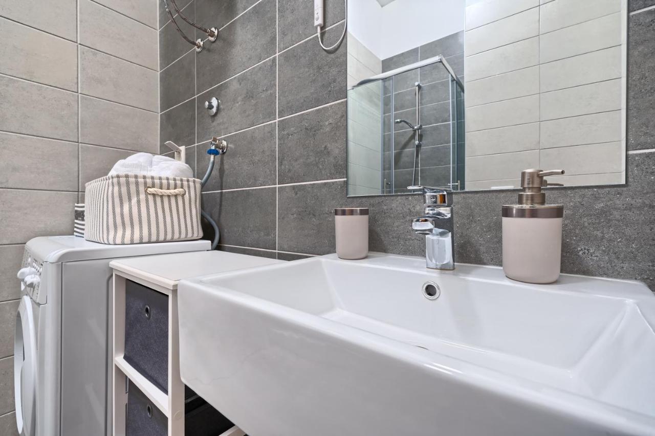 Terrace Apartment Danny Kaštela المظهر الخارجي الصورة
