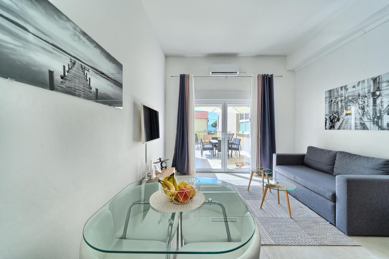 Terrace Apartment Danny Kaštela المظهر الخارجي الصورة