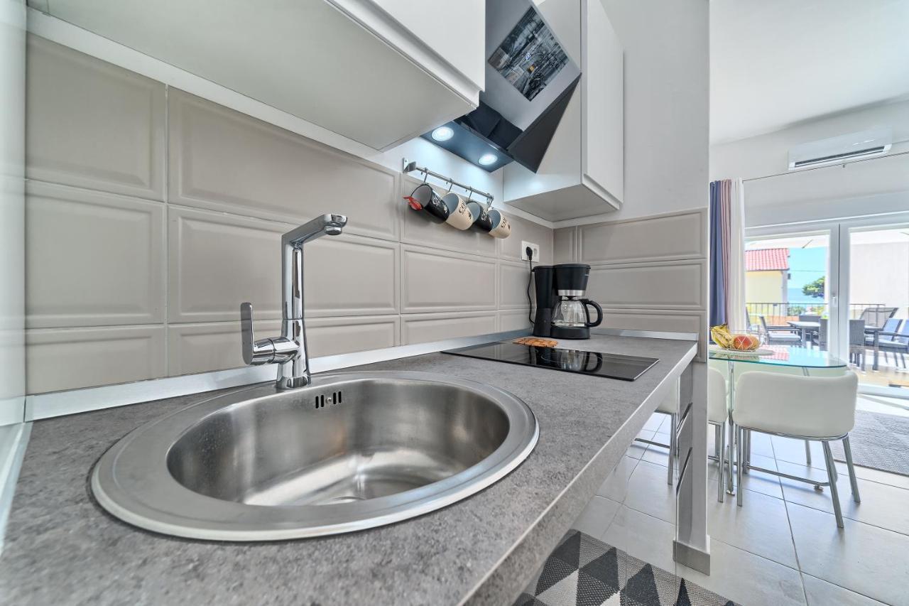 Terrace Apartment Danny Kaštela المظهر الخارجي الصورة