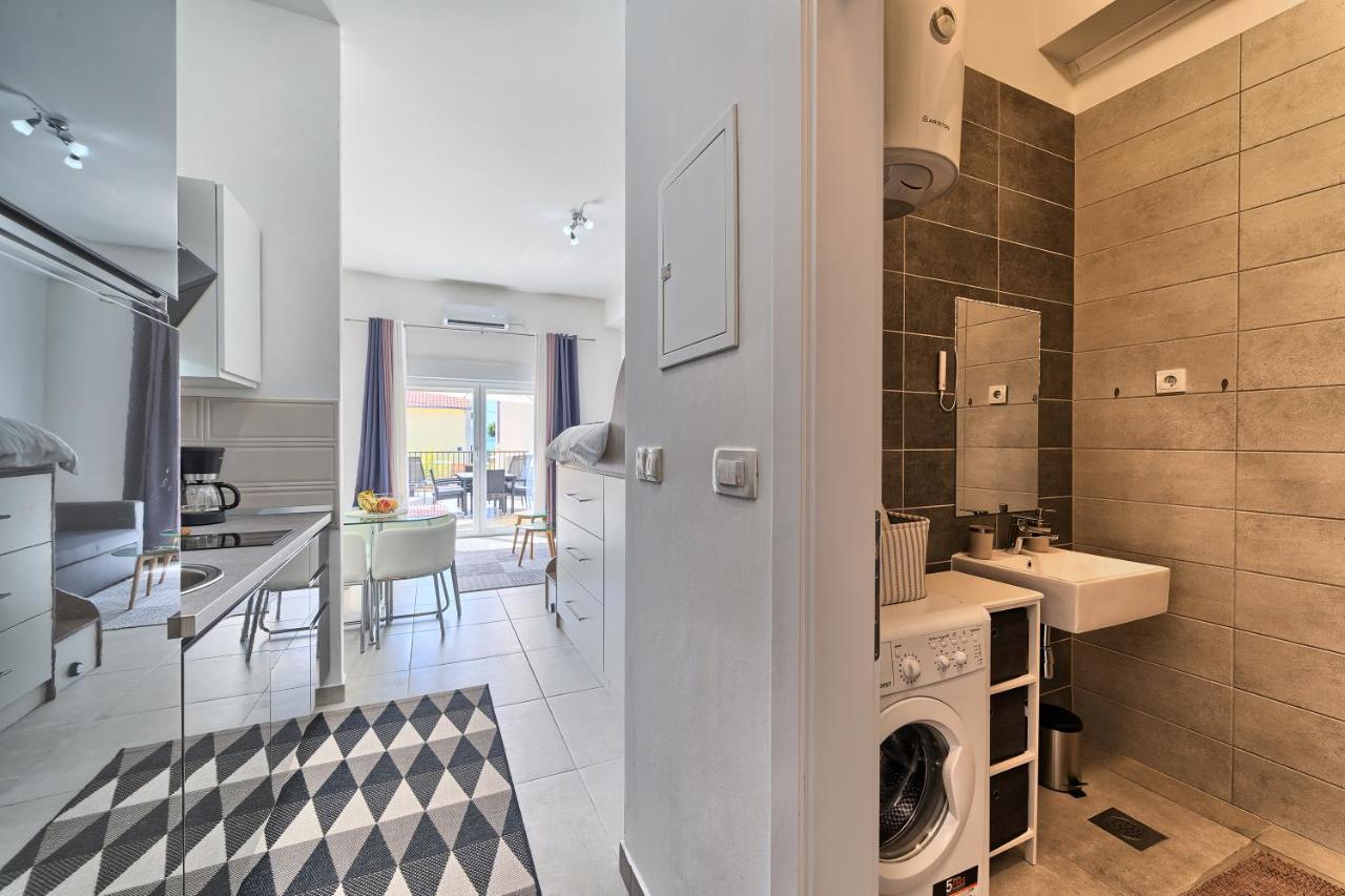 Terrace Apartment Danny Kaštela المظهر الخارجي الصورة